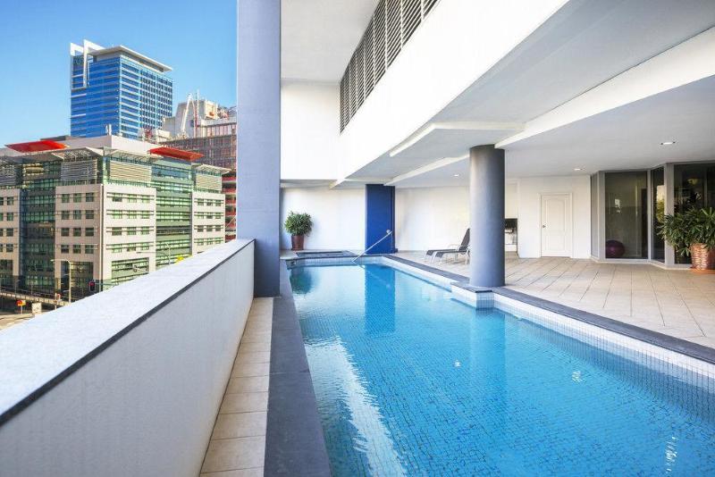 มันตรา ออน เอ็ดเวิร์ด บริสเบน Aparthotel ภายนอก รูปภาพ